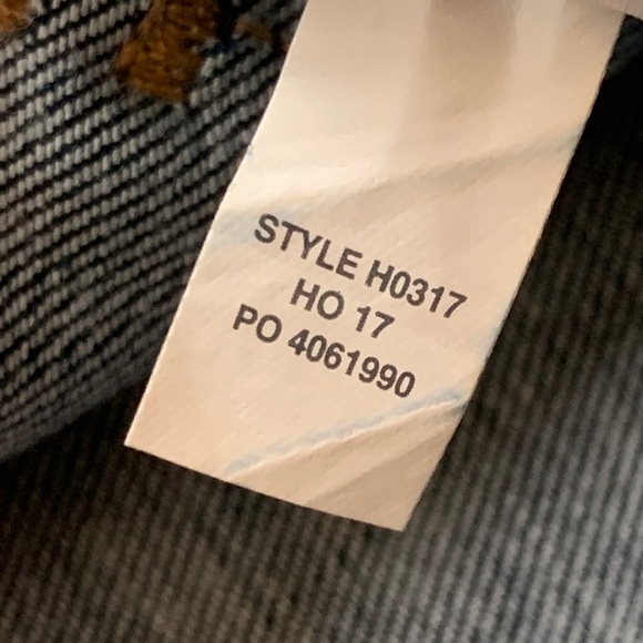 9" High-Rise Skinny Jeans: Destructed Edition - Picture 15 of 15